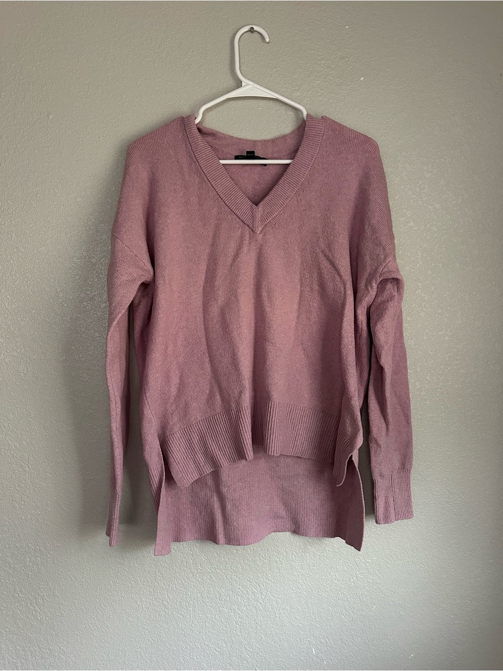 Banana Republic Pink High-Low V-Neck Sweater Top